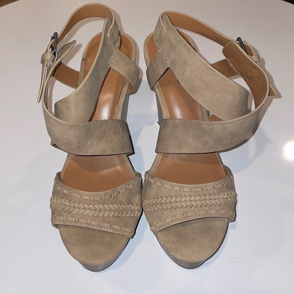 Indigo Rd. Womens Kash Faux Leather Slingback Wedge Sandals Size 8 - Picture 4 of 9